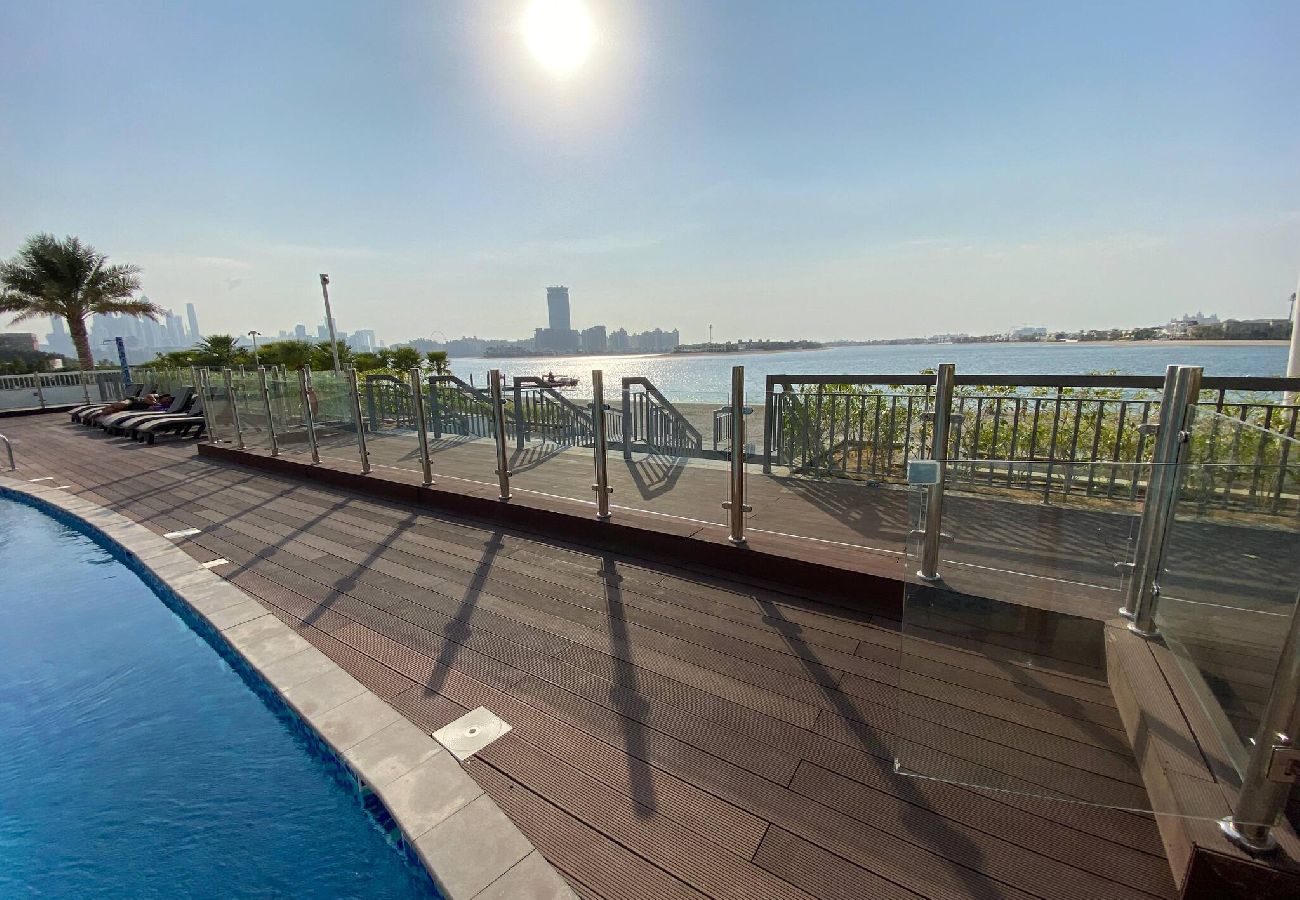 Apartment in Dubai - Stunning Sea-facing Apartment in Palm Jumeirah  Apartment in Dubai - Stunning Sea-facing Apartment in Palm Jumeirah