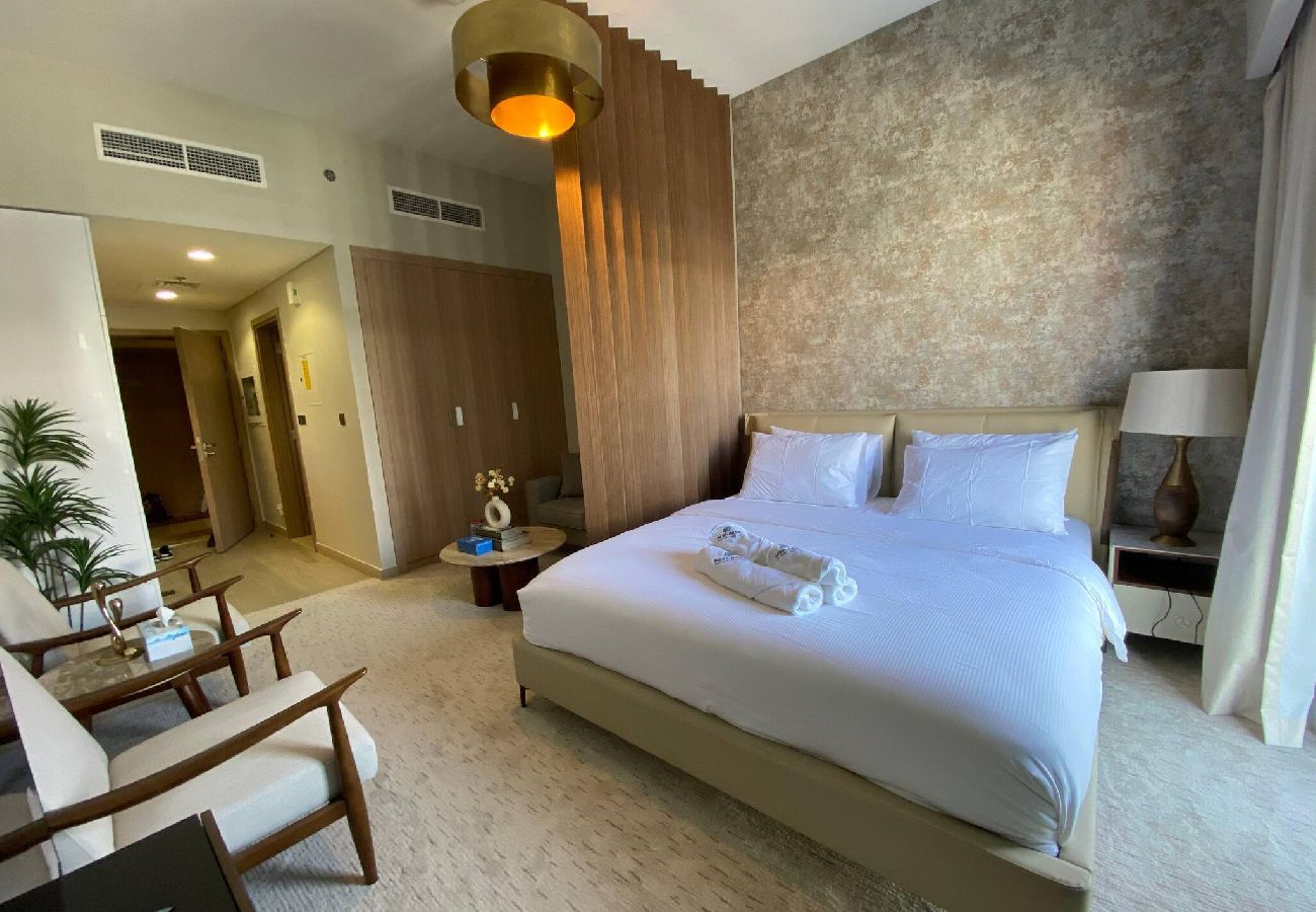 Studio in Dubai - Largest Studio Apartment near Downtown 