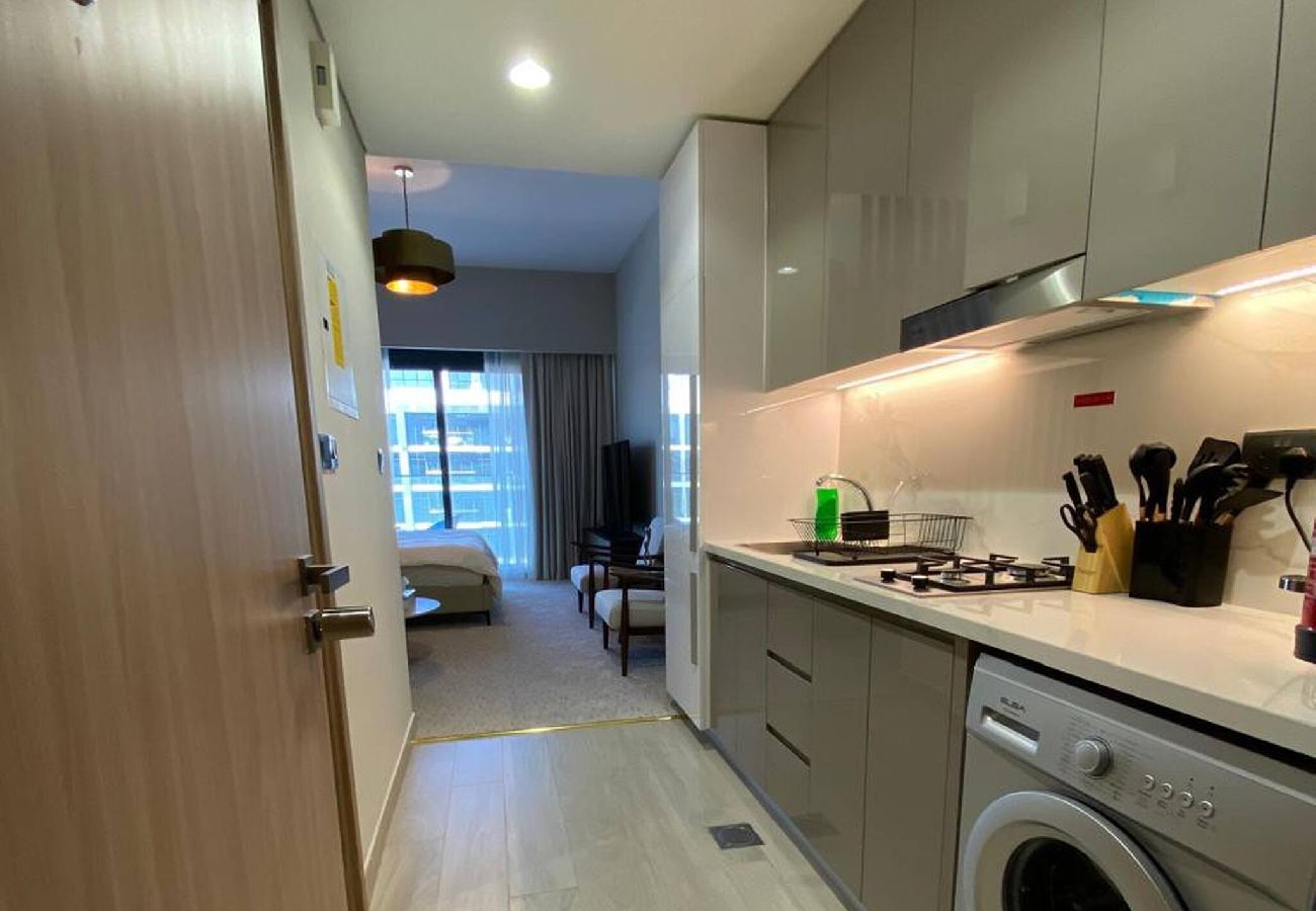 Studio in Dubai - Largest Studio Apartment near Downtown 