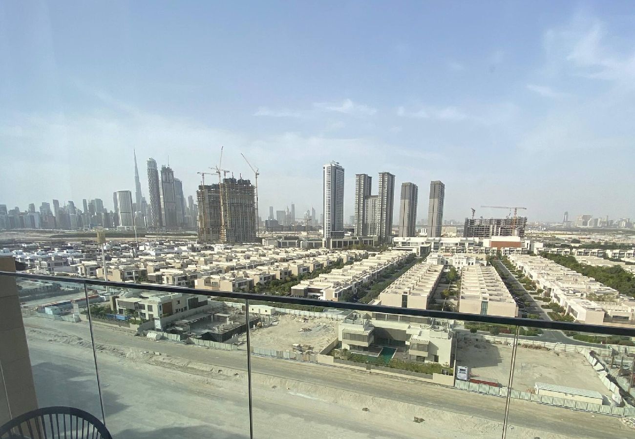 Apartment in Dubai - Spacious 1 Bedroom Apartment in Azizi Riviera 