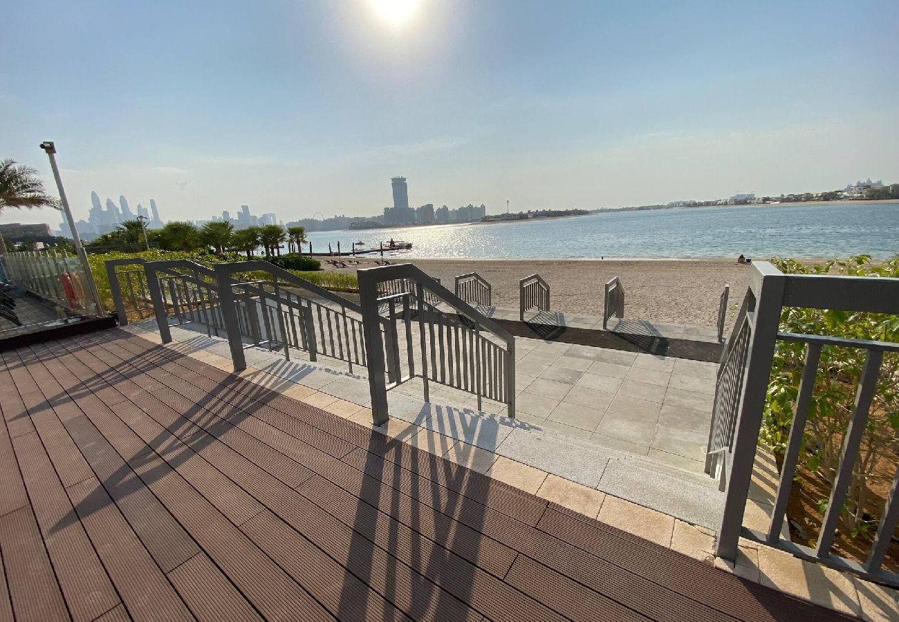 Apartment in Dubai - Entire House in Palm Jumeriah with a Sea View  Apartment in Dubai - Entire House in Palm Jumeriah with a Sea View