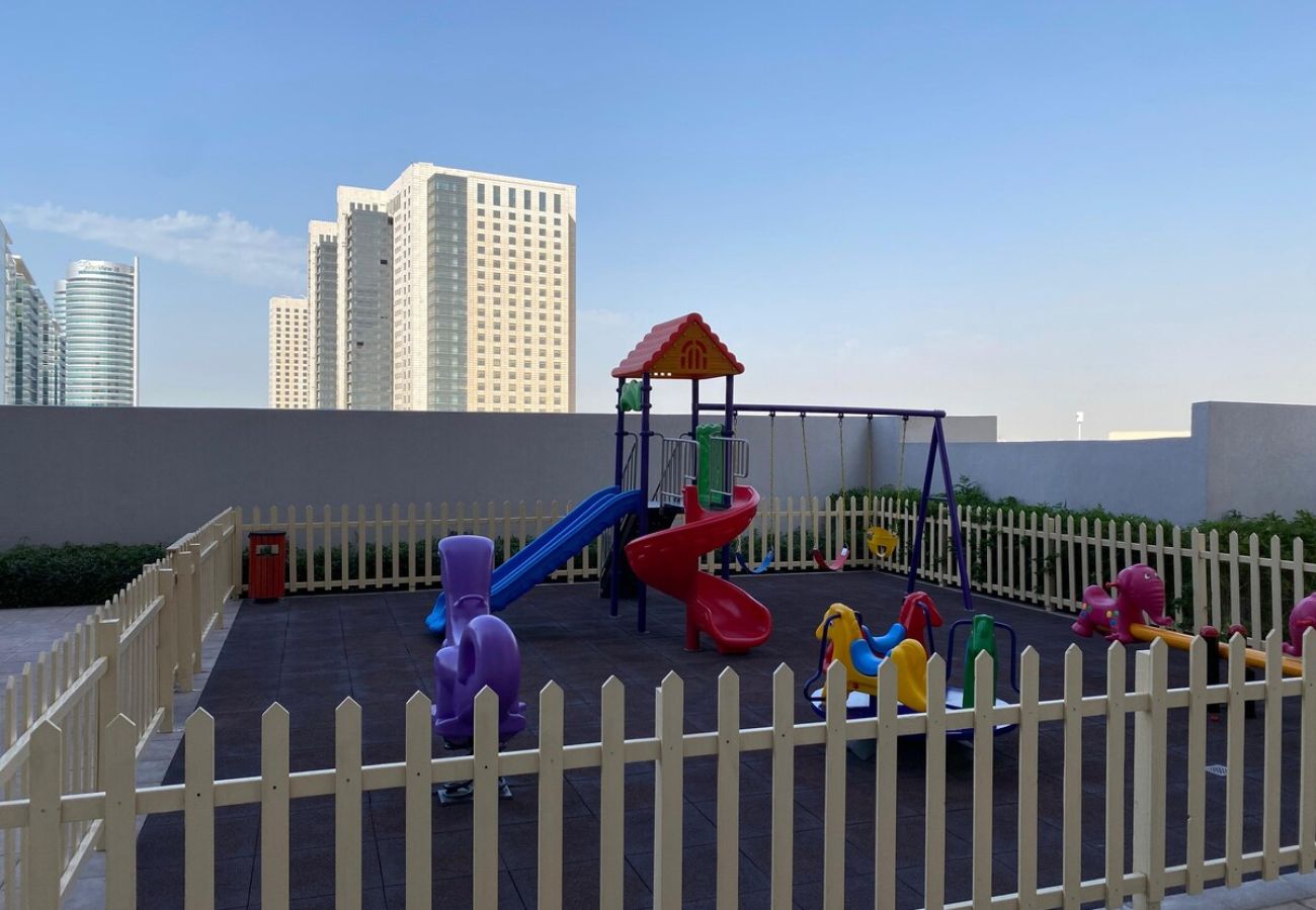 Studio in Dubai - Furnished studio apartment next to metro