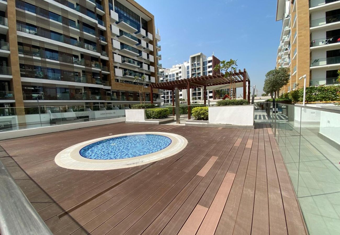 Studio in Dubai - Studio Apartment with Pool and Gym Access