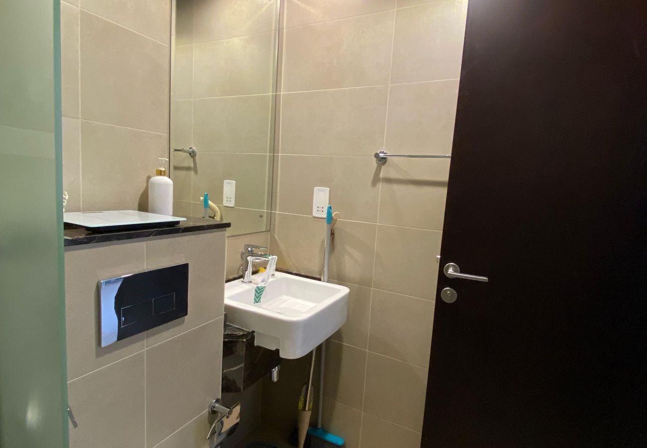 Studio in Dubai - Charming Studio Apartment in Jadaf – Perfect for Comfort and Convenience