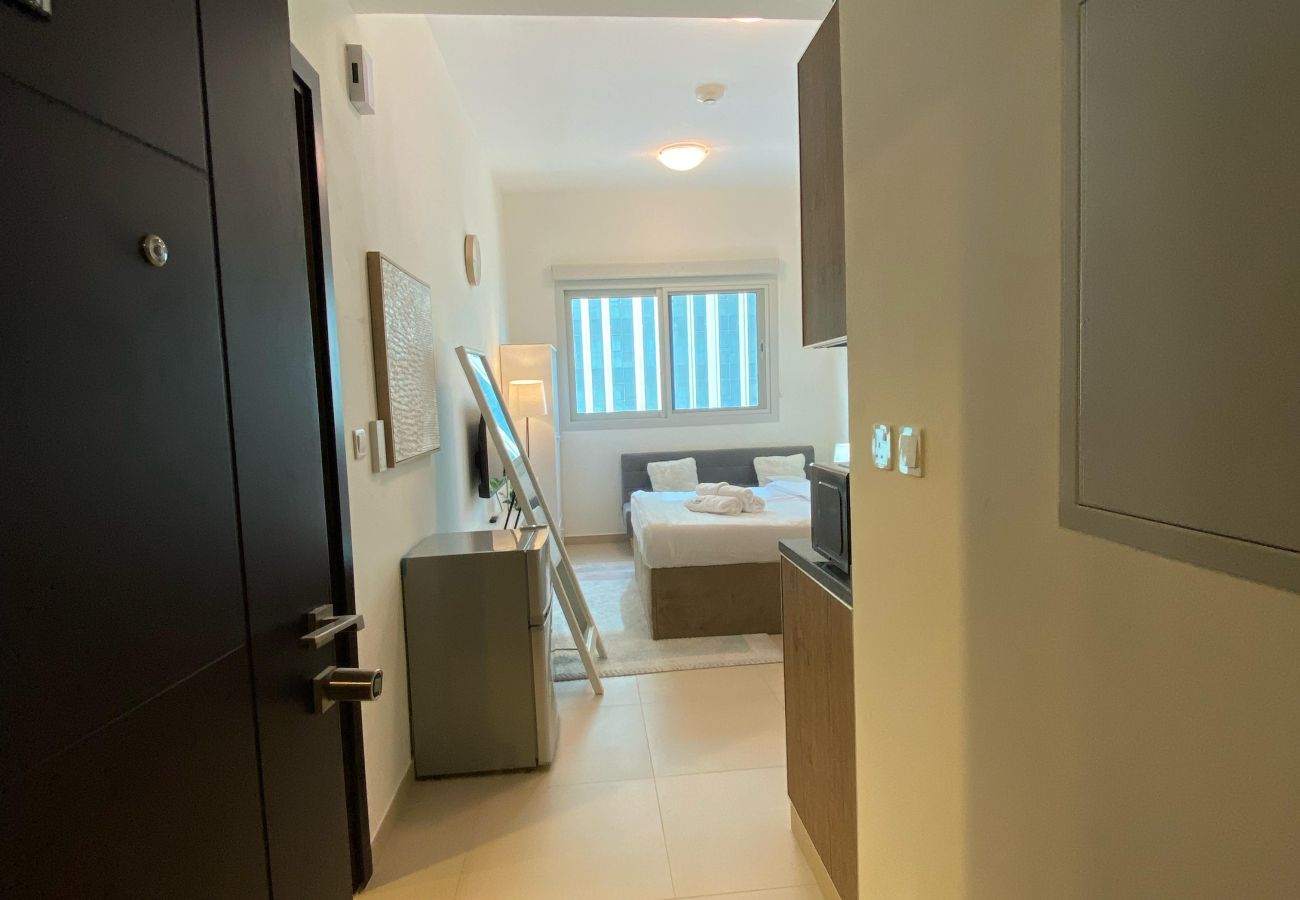 Studio in Dubai - Charming Studio Apartment in Jadaf – Perfect for Comfort and Convenience