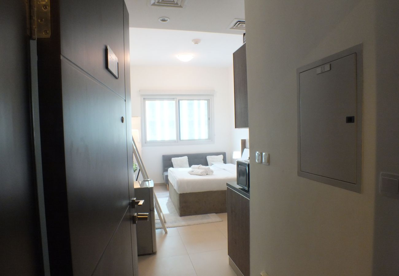 Studio in Dubai - Charming Studio Apartment in Jadaf – Perfect for Comfort and Convenience