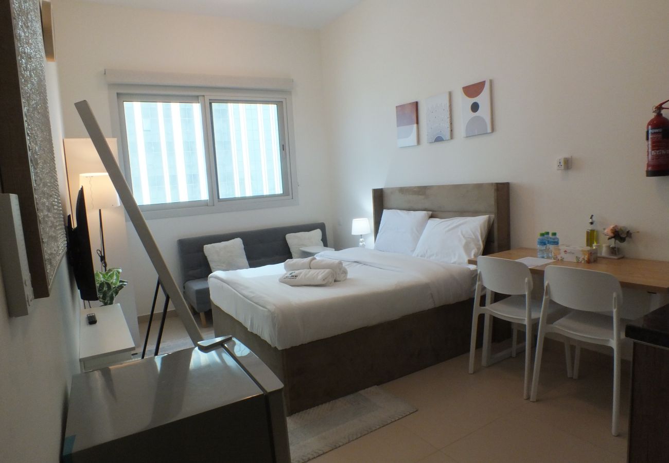 Studio in Dubai - Charming Studio Apartment in Jadaf – Perfect for Comfort and Convenience