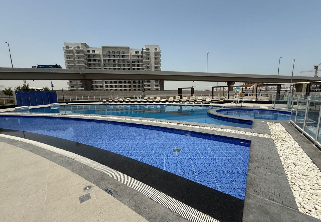Studio in Dubai - Modern Studio Apartment for Rent in Al Furjan, Dubai