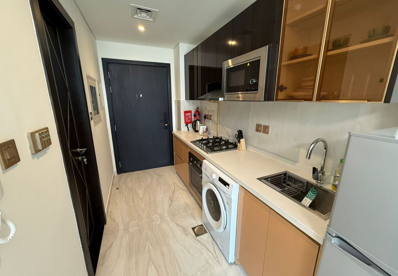 Studio in Dubai - Modern Studio Apartment for Rent in Al Furjan, Dubai