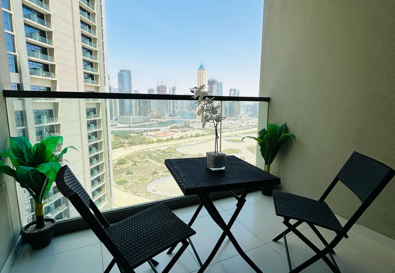 Apartment in Dubai - Modern 2BHK Apartment with Stunning City Views – Aykon City Tower, Dubai