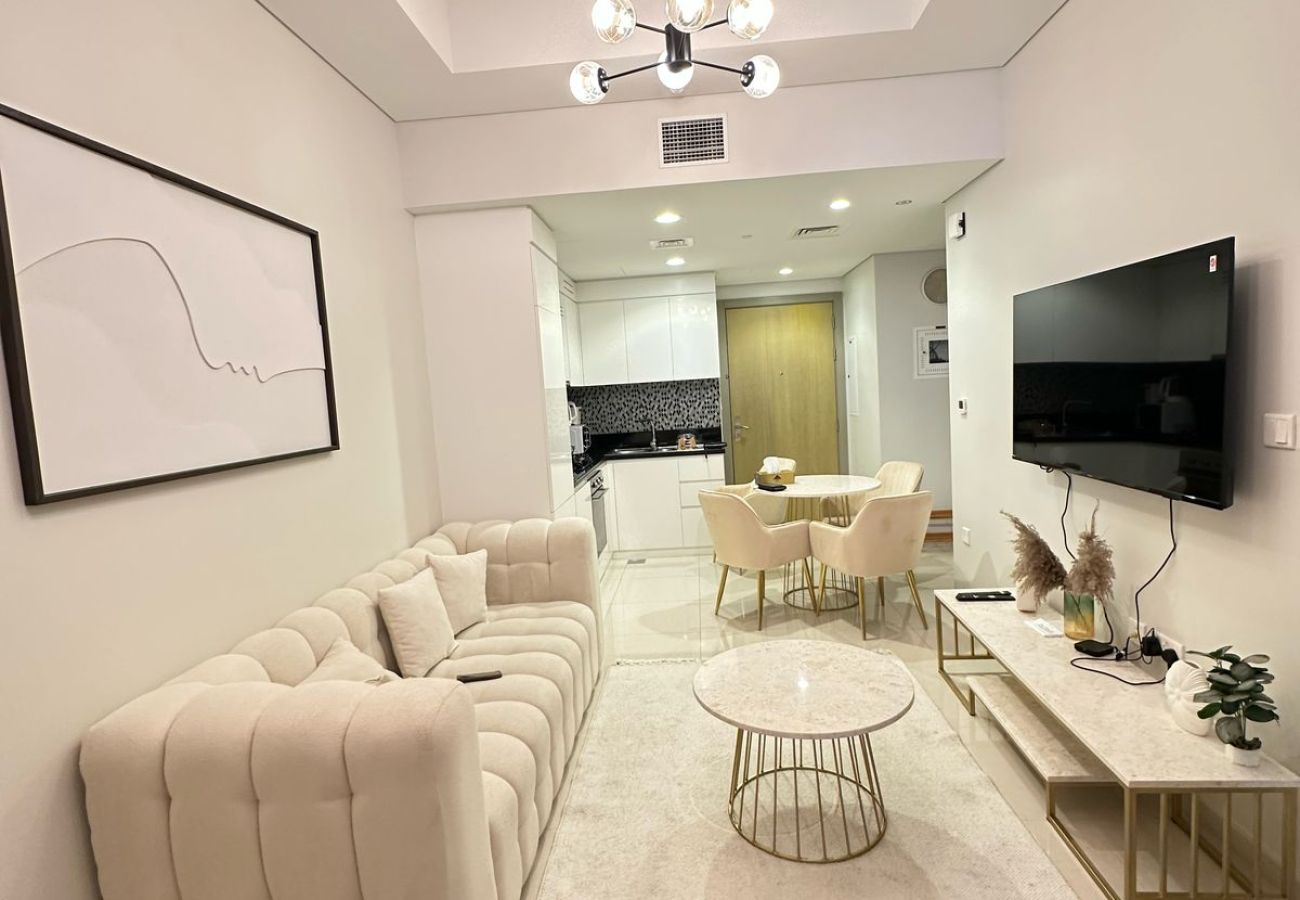 Apartment in Dubai - Modern 2BHK Apartment with Stunning City Views – Aykon City Tower, Dubai