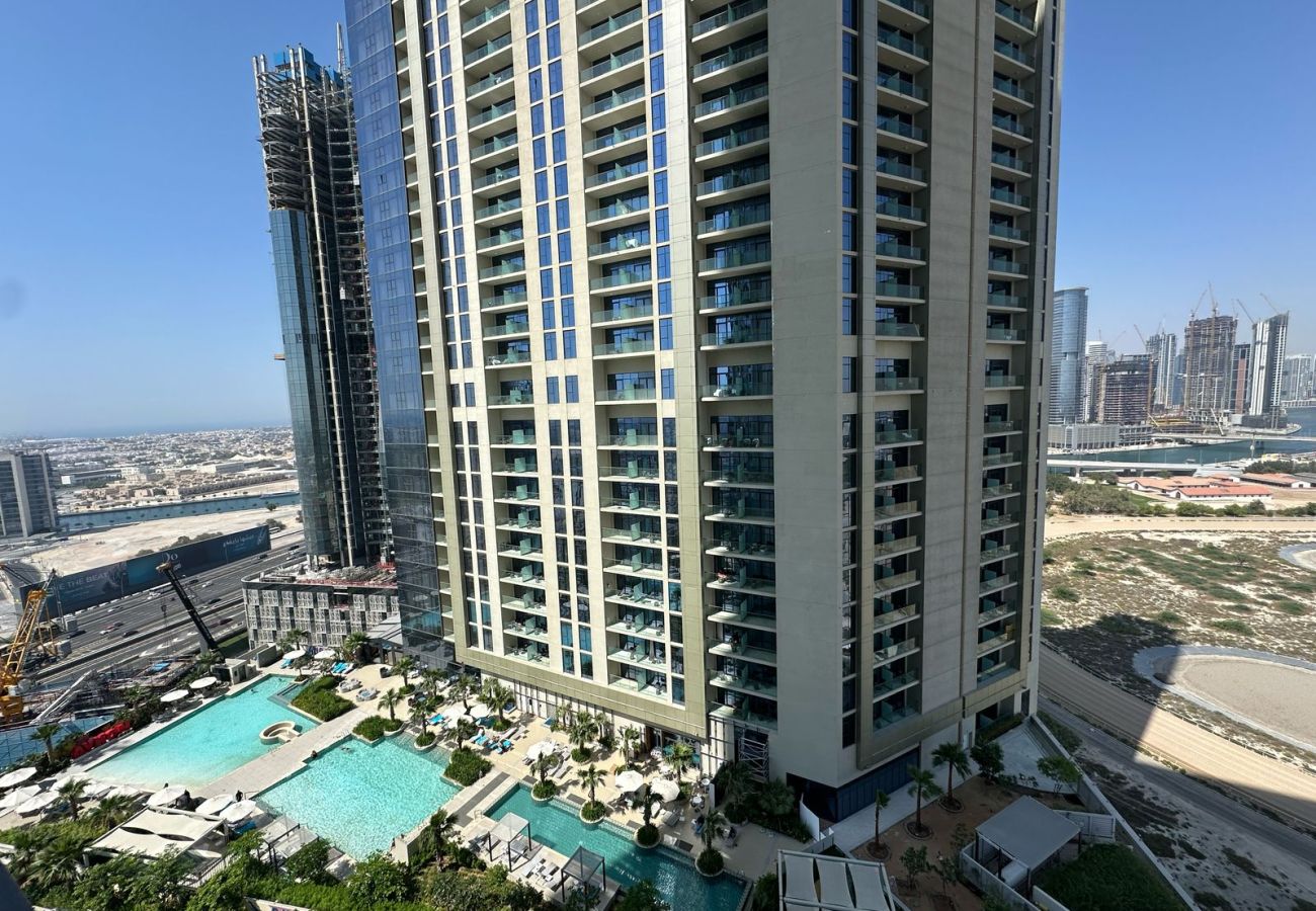 Apartment in Dubai - Modern 2BHK Apartment with Stunning City Views – Aykon City Tower, Dubai