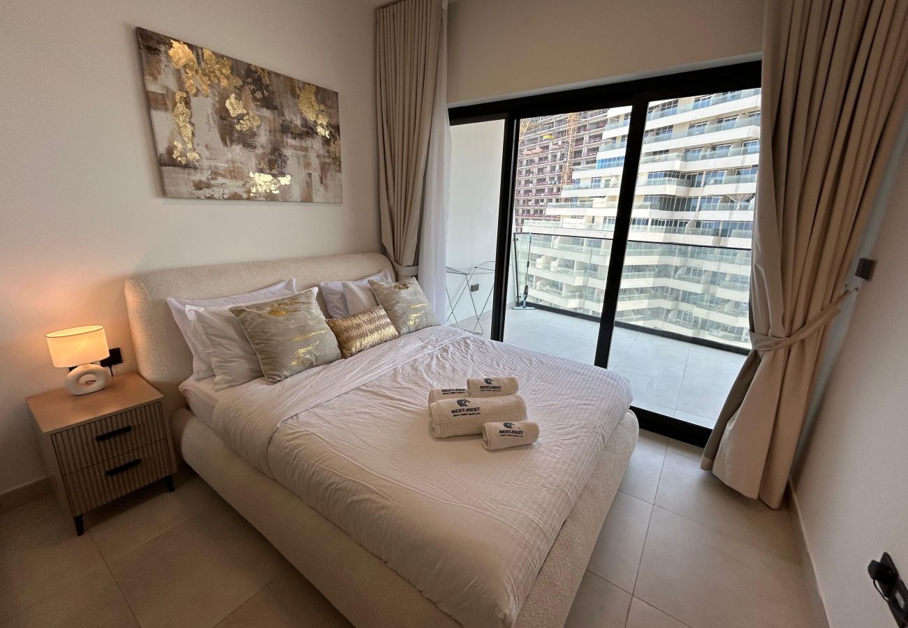 Apartment in Dubai - Modern 1-Bedroom Apartment in Al Jaddaf | Pool, Gym, Parking & Free Wi-Fi Apartment in Dubai - Modern 1-Bedroom Apartment in Al Jaddaf | Pool, Gym, Parking & Free Wi-Fi