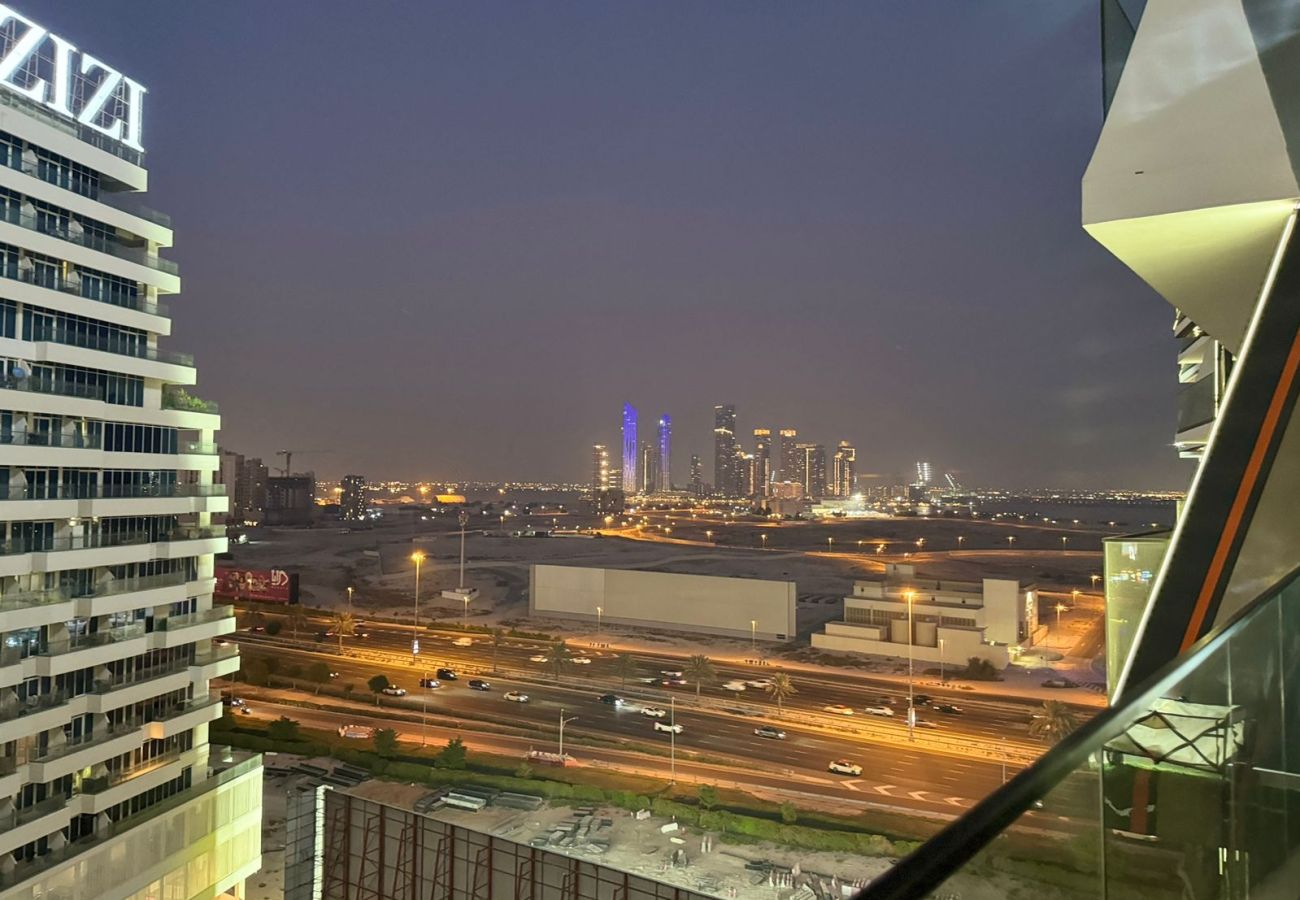 Apartment in Dubai - Modern 1-Bedroom Apartment in Al Jaddaf | Pool, Gym, Parking & Free Wi-Fi Apartment in Dubai - Modern 1-Bedroom Apartment in Al Jaddaf | Pool, Gym, Parking & Free Wi-Fi