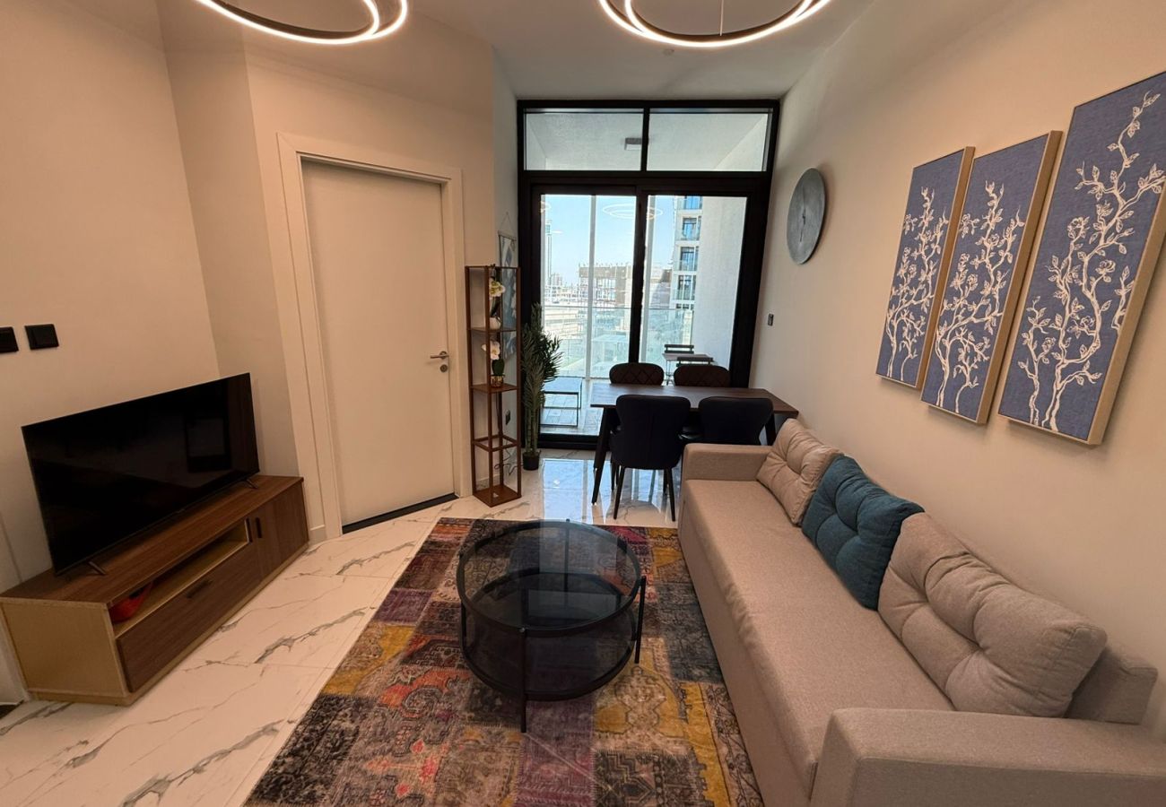 Apartment in Abu Dhabi - Elegant 1BR Apt with balcony | Al Maryah Vista 1 | Prime Area