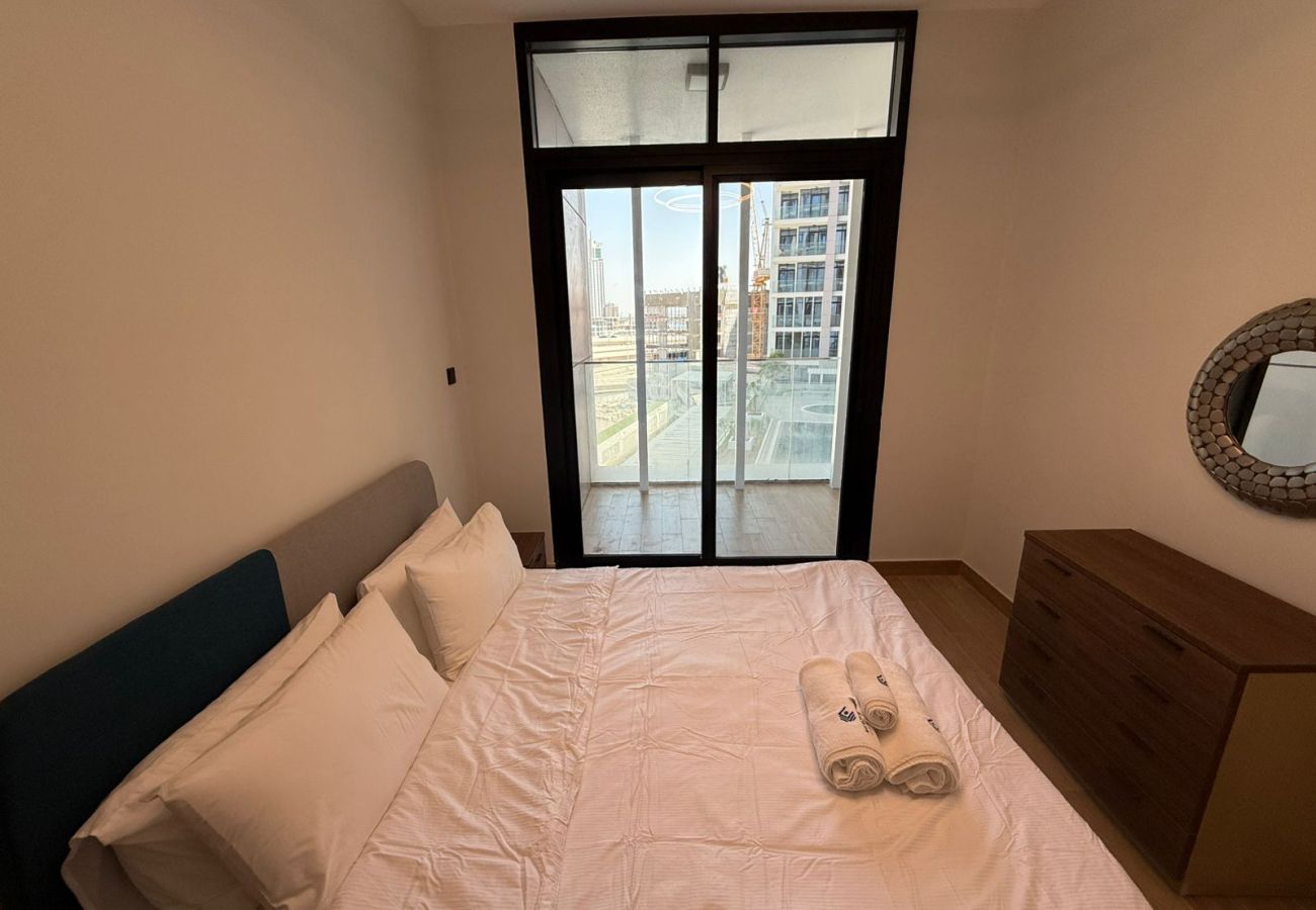 Apartment in Abu Dhabi - Elegant 1BR Apt with balcony | Al Maryah Vista 1 | Prime Area