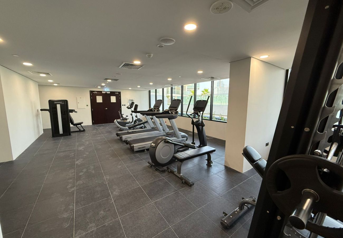 Apartment in Abu Dhabi - Elegant 1BR Apt with balcony | Al Maryah Vista 1 | Prime Area