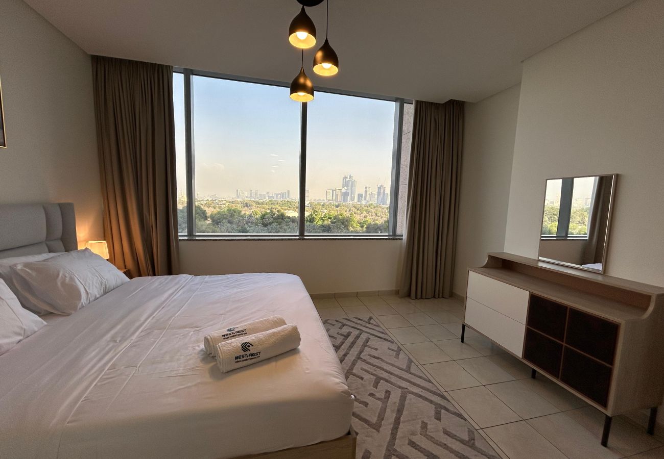 Apartment in Dubai -  Luxury 2-Bedroom Apartment in DIFC | Skyline Views, Pool, Gym & Full Amenities
