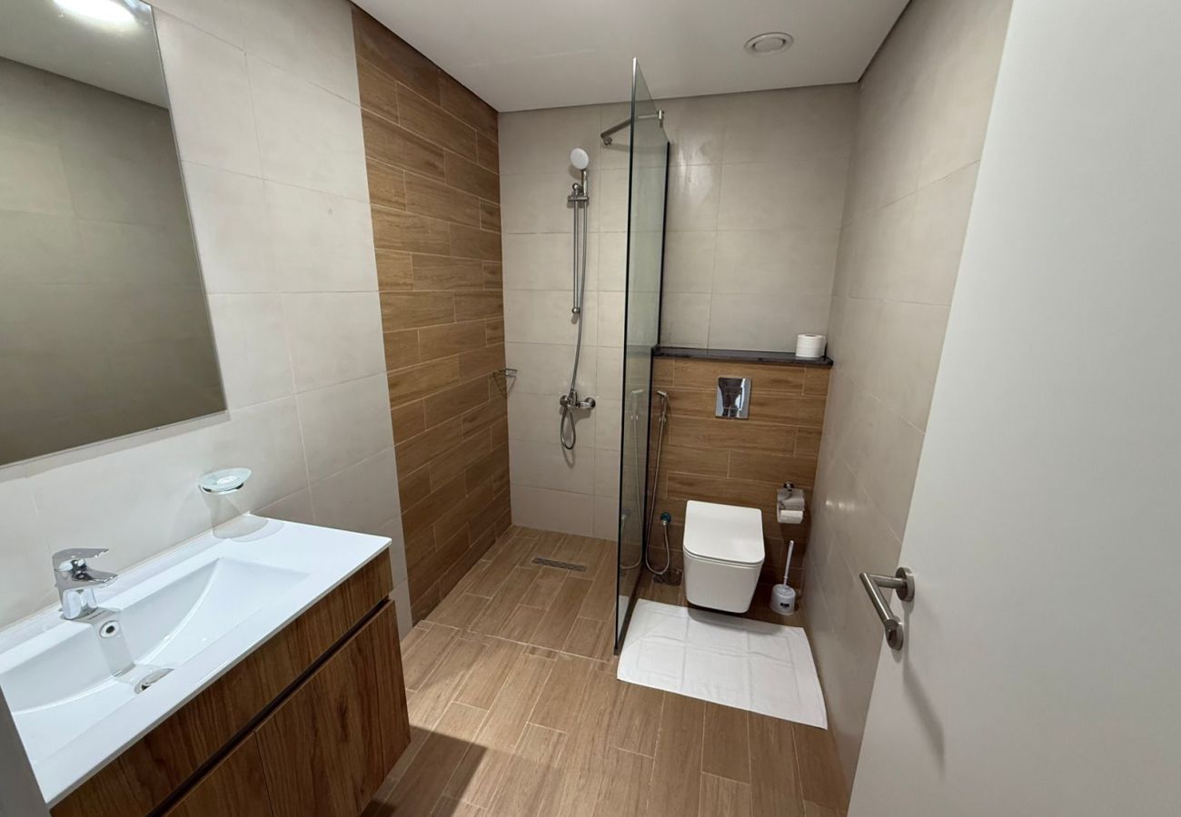 Apartment in Abu Dhabi - Elegant 3-Bedroom Duplex in Al Maryah Vista 1  Apartment in Abu Dhabi - Elegant 3-Bedroom Duplex in Al Maryah Vista 1