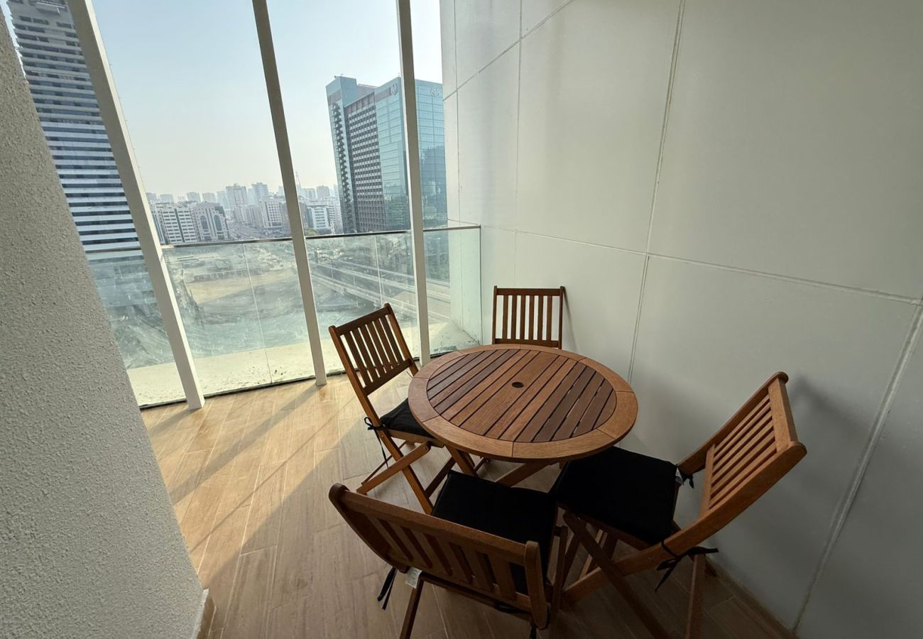Apartment in Abu Dhabi - Elegant 1br Apt with balcony | Al Maryah Vista 1 