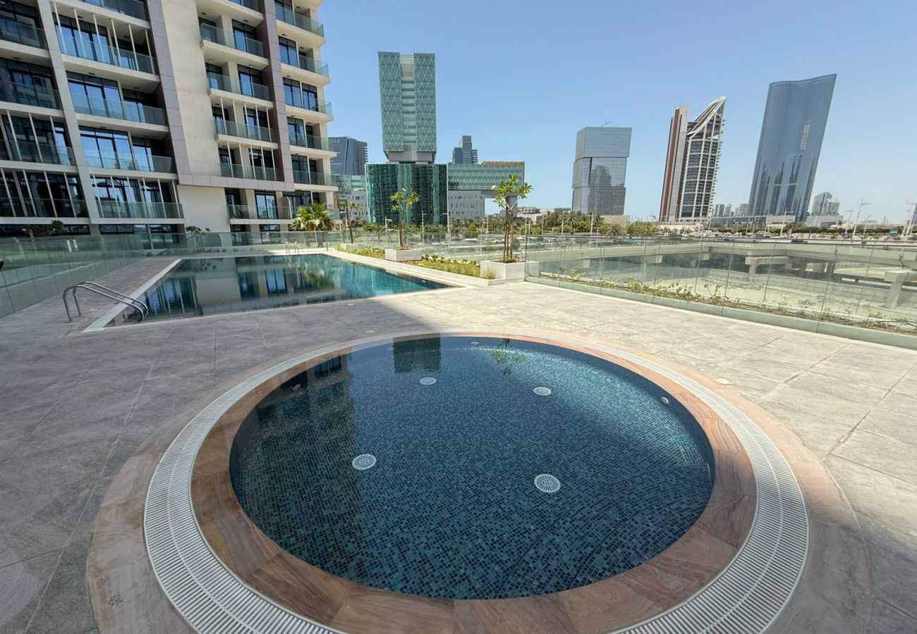 Apartment in Abu Dhabi - Elegant 1br Apt with balcony | Al Maryah Vista 1