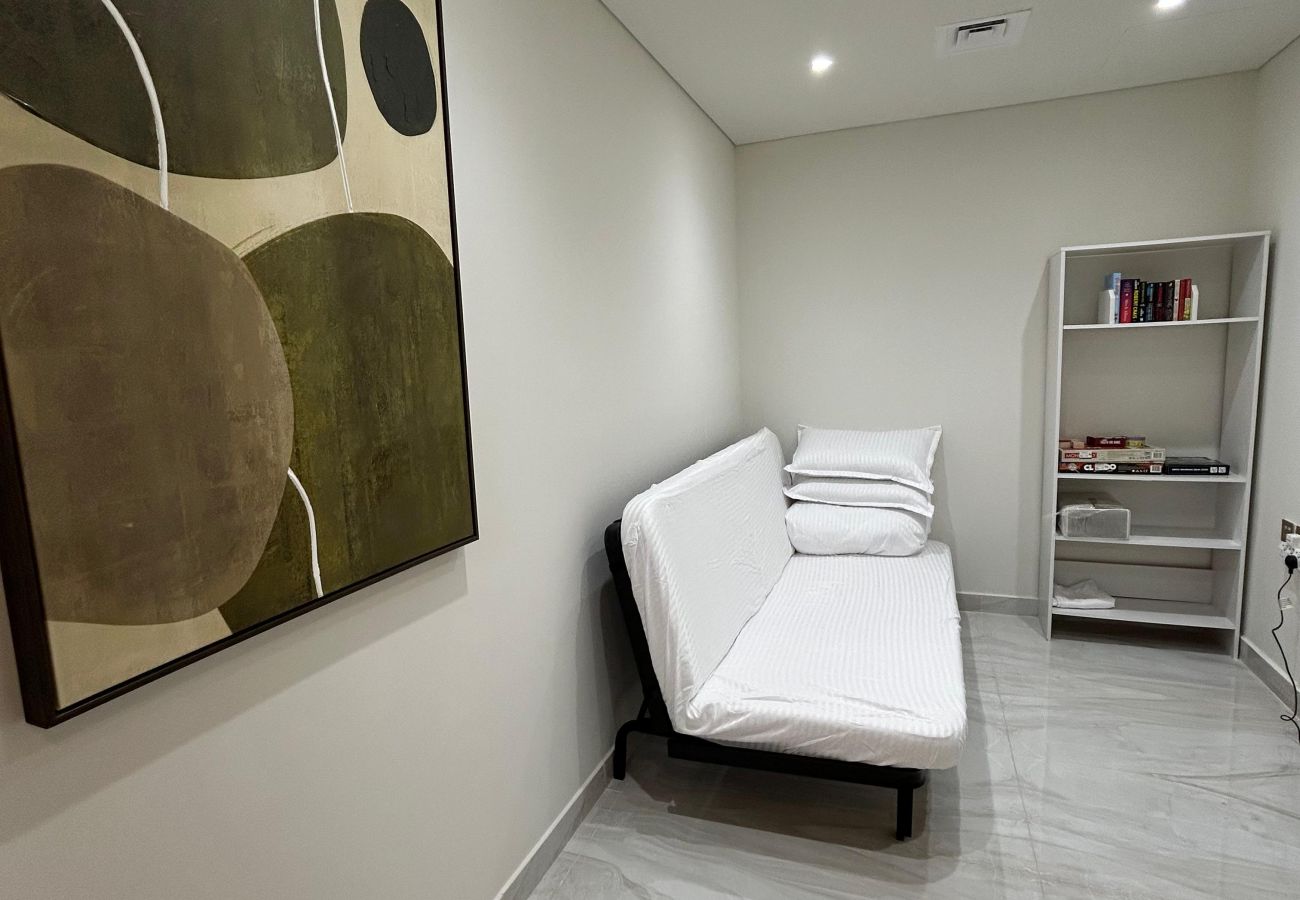 Apartment in Dubai -  Elegant 2BHK + Private Office in Al Furjan  Apartment in Dubai -  Elegant 2BHK + Private Office in Al Furjan