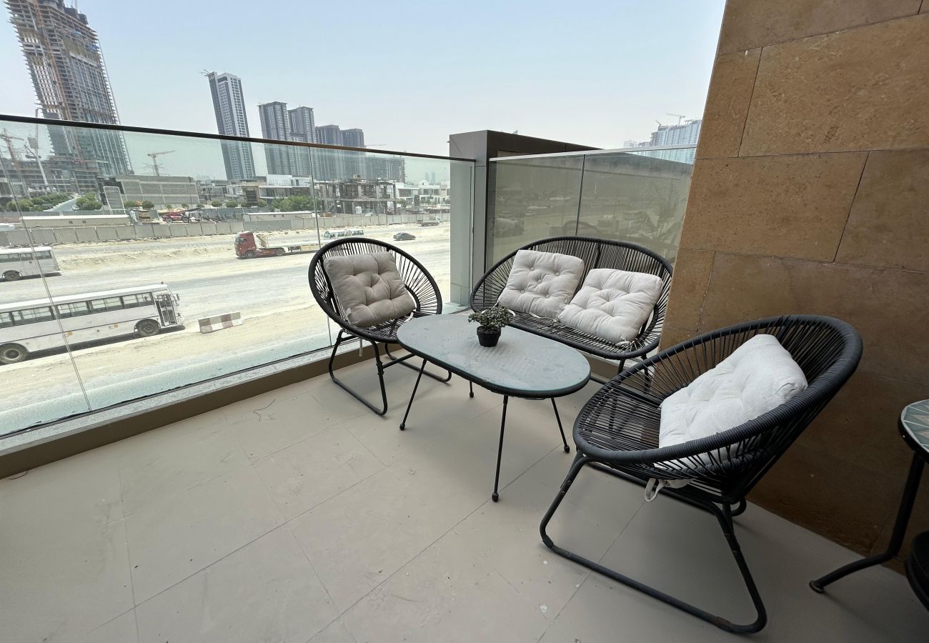 Studio in Dubai -  Elegant Fully Furnished Studio in Azizi Riviera