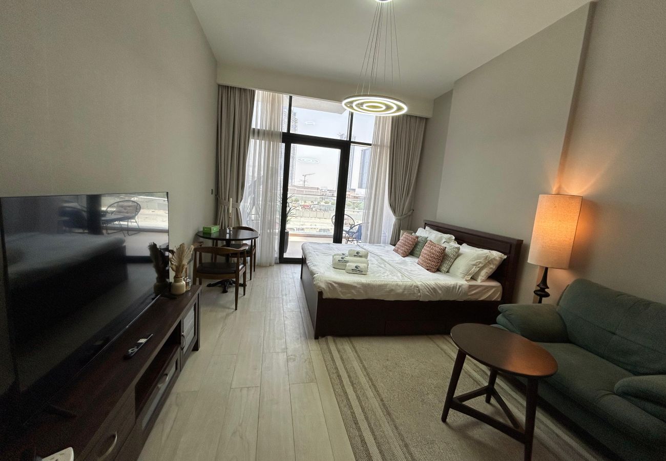 Studio in Dubai -  Elegant Fully Furnished Studio in Azizi Riviera