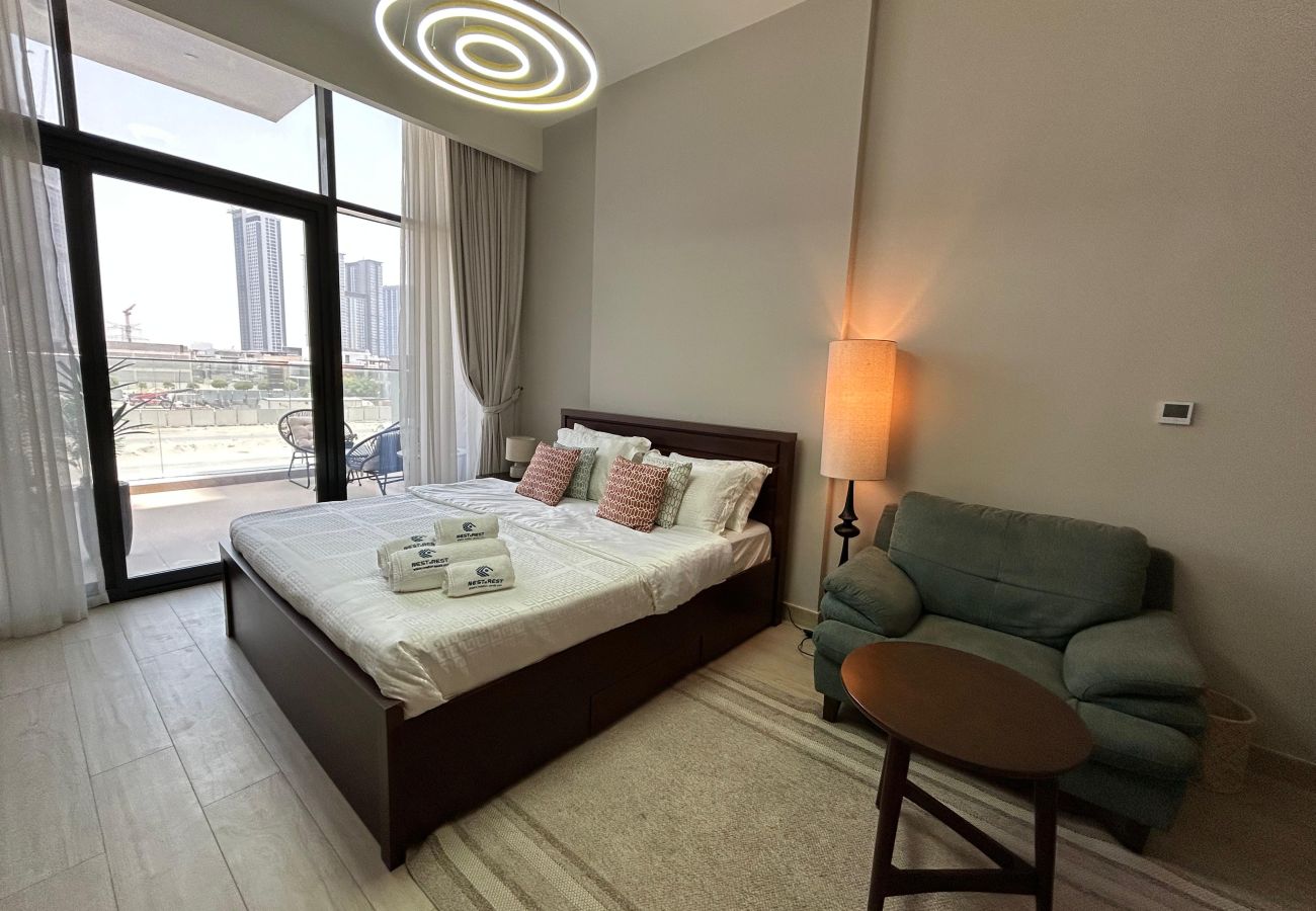 Studio in Dubai -  Elegant Fully Furnished Studio in Azizi Riviera