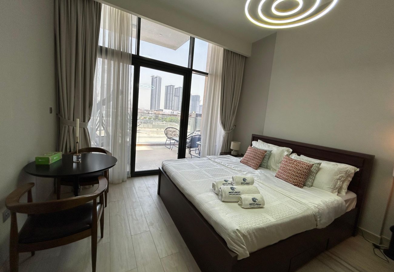 Studio in Dubai -  Elegant Fully Furnished Studio in Azizi Riviera