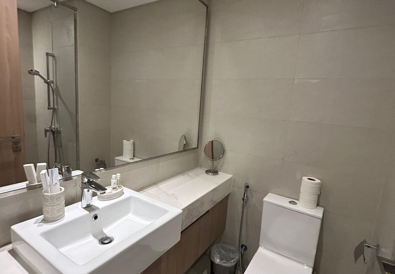Studio in Dubai -  Elegant Fully Furnished Studio in Azizi Riviera