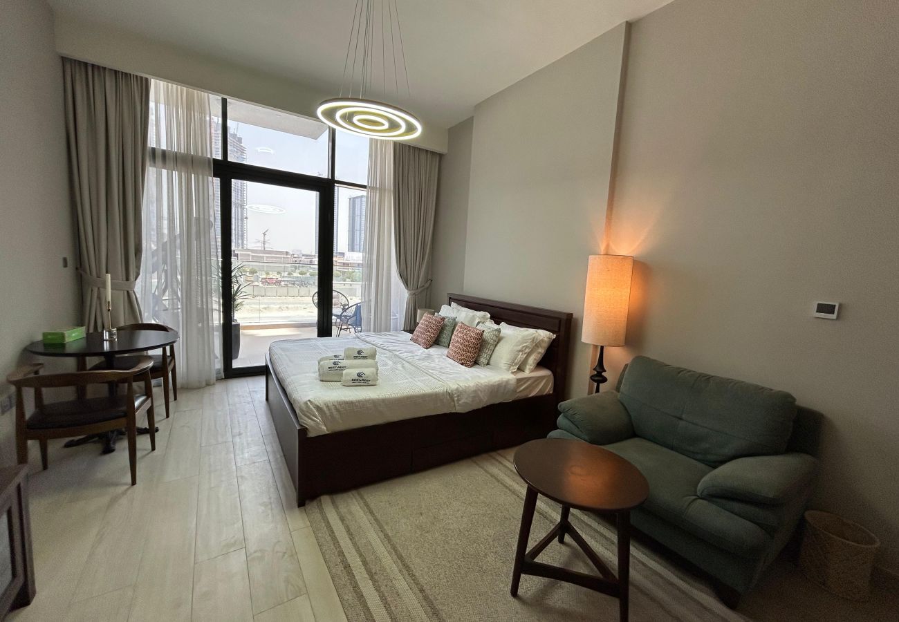 Studio in Dubai -  Elegant Fully Furnished Studio in Azizi Riviera