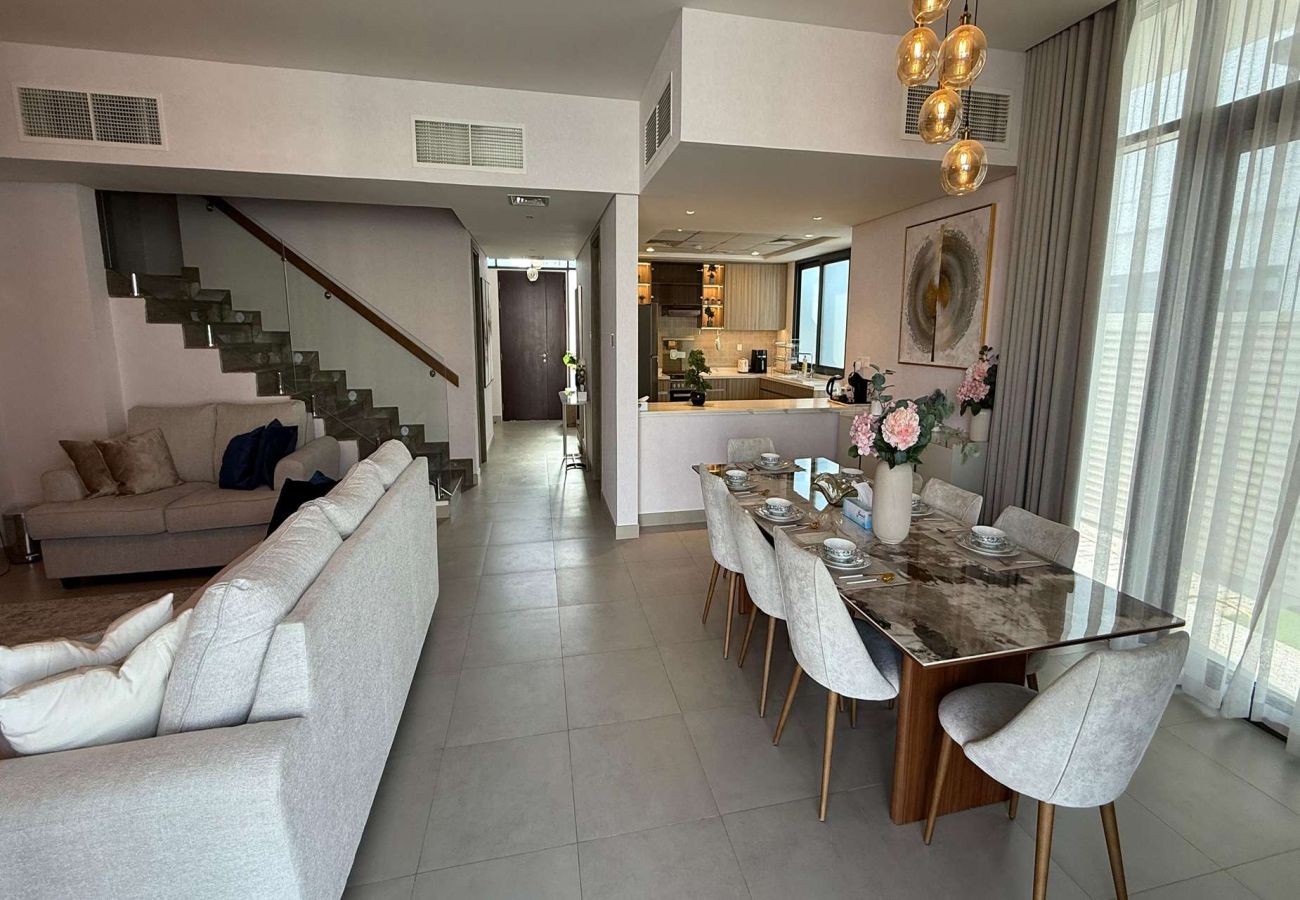 Villa in Ajmal Makan - Luxury 5BR Villa | Private Pool & Beach Access Villa in Ajmal Makan - Luxury 5BR Villa | Private Pool & Beach Access