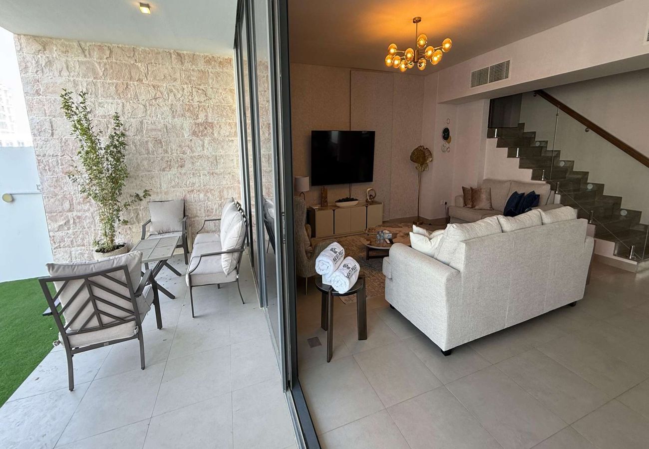 Villa in Ajmal Makan - Luxury 5BR Villa | Private Pool & Beach Access Villa in Ajmal Makan - Luxury 5BR Villa | Private Pool & Beach Access