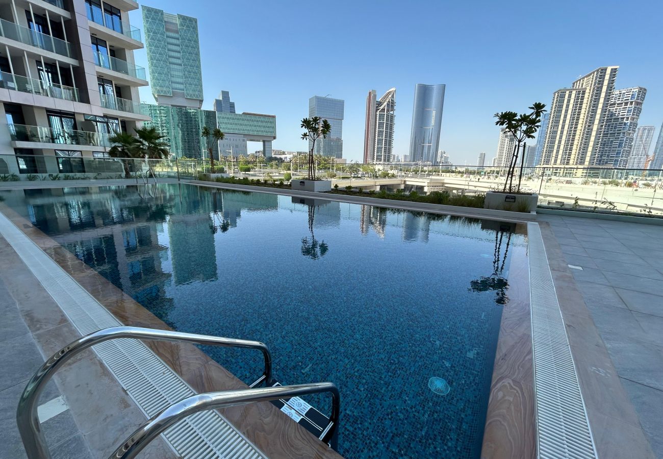 Studio in Abu Dhabi - Elegant Studio Apt with balcony | Al Maryah Vista 1 