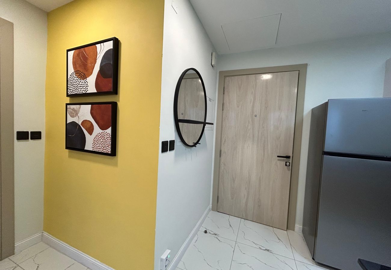Apartment in Dubai - Cozy 01 BHK Apartment in Jebel Ali | 🚇 Walk to Metro  Apartment in Dubai - Cozy 01 BHK Apartment in Jebel Ali | 🚇 Walk to Metro