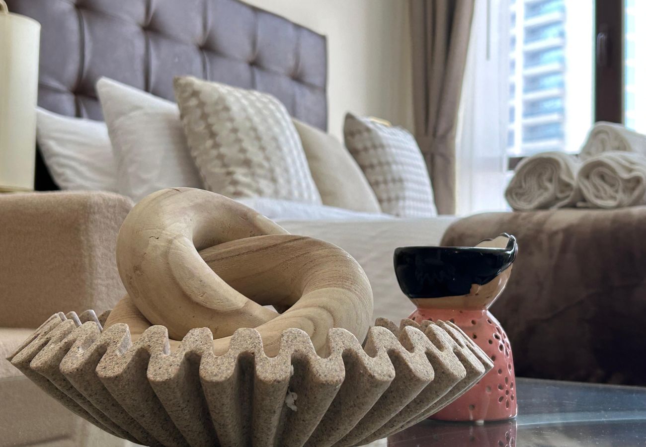 Studio in Dubai - Modern Furnished Studio | West Side DAMAC, Al Barsha 