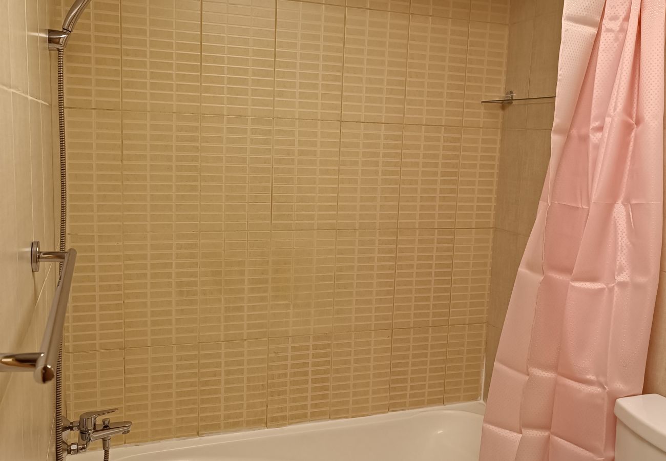 Studio in Dubai - Modern Furnished Studio | West Side DAMAC, Al Barsha 