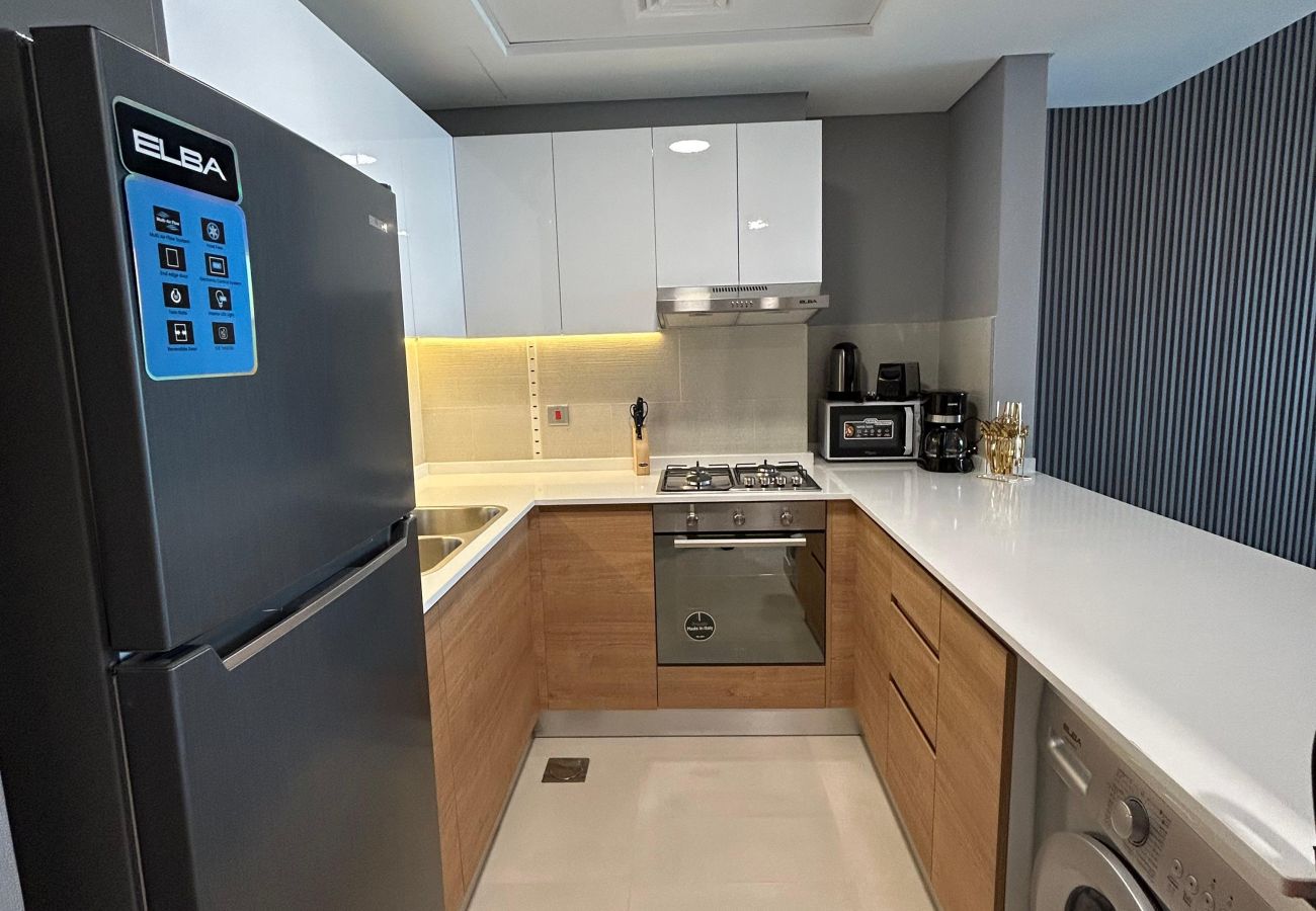 Apartment in Abu Dhabi - Chic 1 BHK Retreat in Radiant Viewz, Abu Dhabi | Fully Furnished | Prime Location