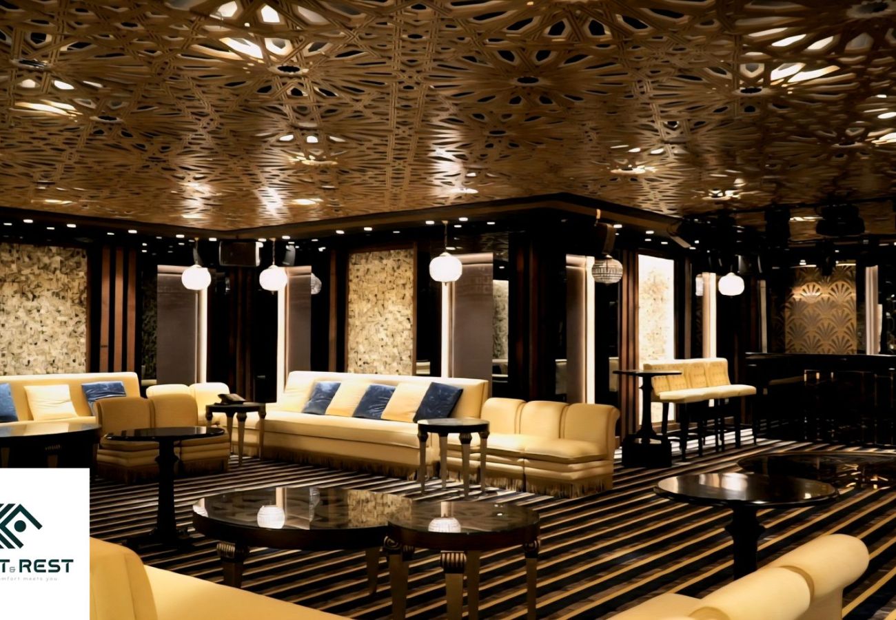Villa in Dubai - Palatial 7-Bedroom Ultra-Luxury Villa with Private Diwan, Dual Pools, Private Lounge Club & Elite Finishes Villa in Dubai - Palatial 7-Bedroom Ultra-Luxury Villa with Private Diwan, Dual Pools, Private Lounge Club & Elite Finishes
