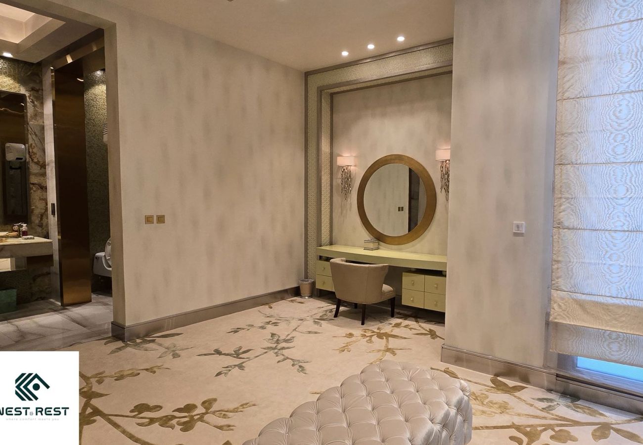 Villa in Dubai - Palatial 7-Bedroom Ultra-Luxury Villa with Private Diwan, Dual Pools, Private Lounge Club & Elite Finishes Villa in Dubai - Palatial 7-Bedroom Ultra-Luxury Villa with Private Diwan, Dual Pools, Private Lounge Club & Elite Finishes
