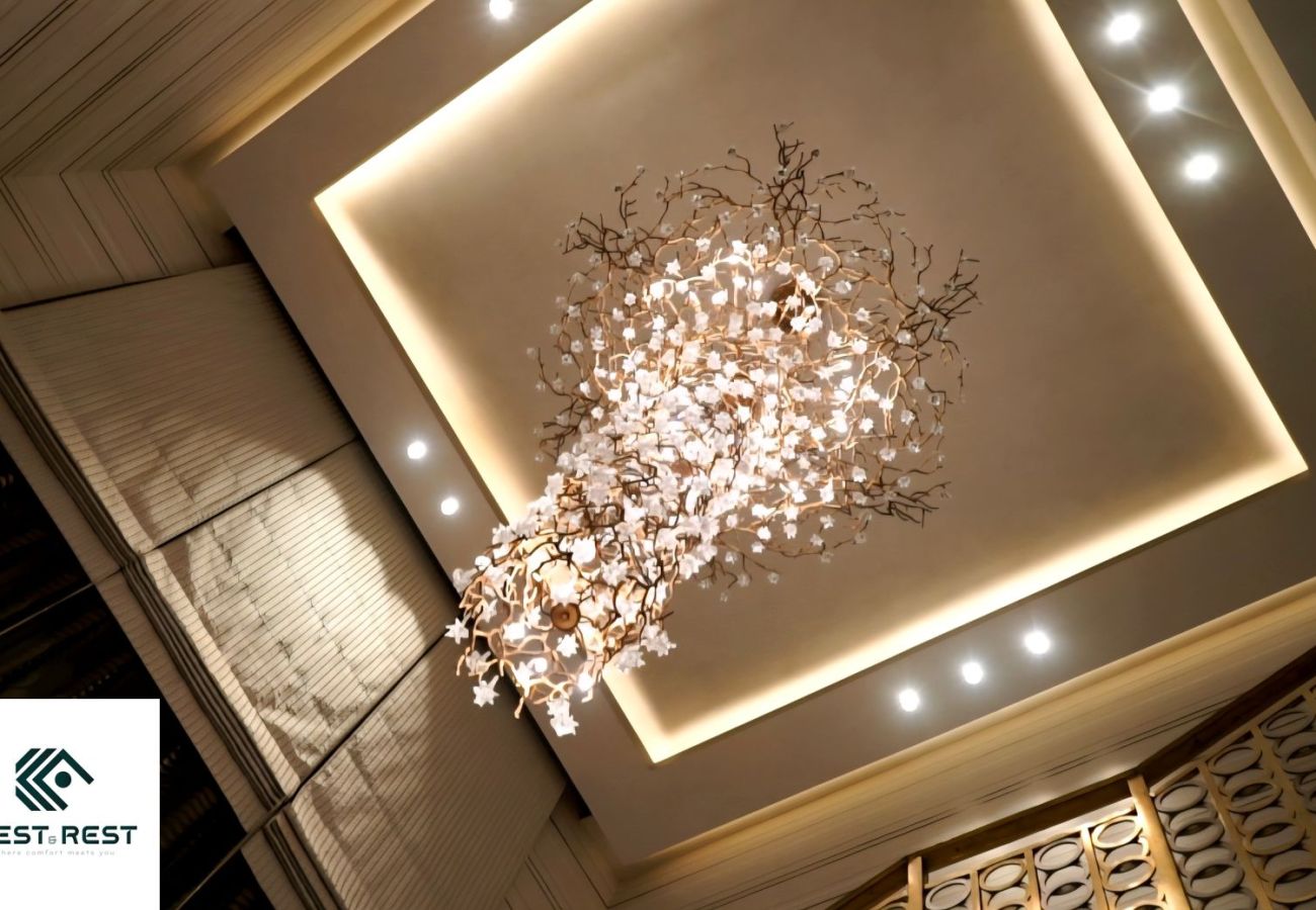 Villa in Dubai - Palatial 7-Bedroom Ultra-Luxury Villa with Private Diwan, Dual Pools, Private Lounge Club & Elite Finishes Villa in Dubai - Palatial 7-Bedroom Ultra-Luxury Villa with Private Diwan, Dual Pools, Private Lounge Club & Elite Finishes