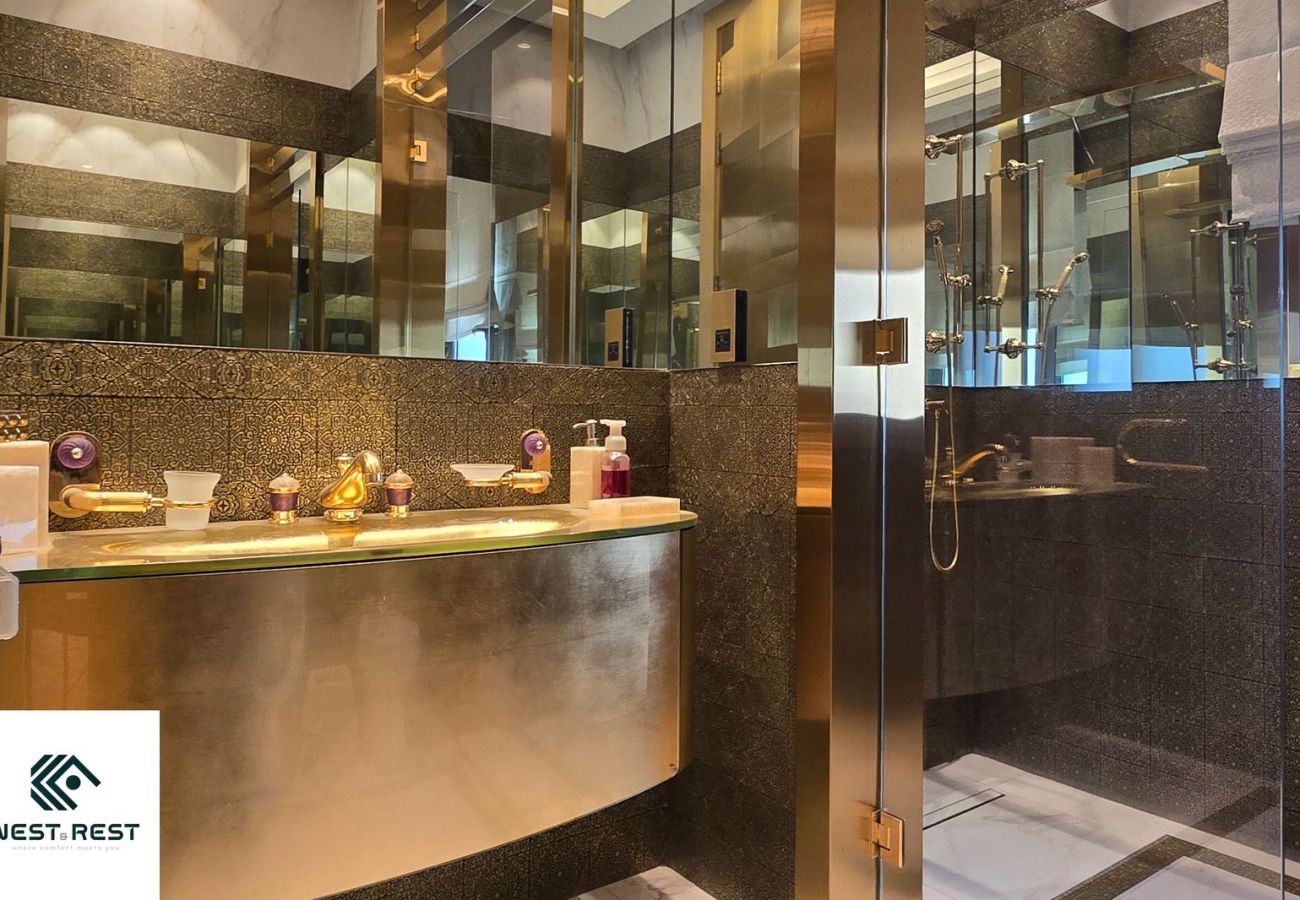 Villa in Dubai - Palatial 7-Bedroom Ultra-Luxury Villa with Private Diwan, Dual Pools, Private Lounge Club & Elite Finishes Villa in Dubai - Palatial 7-Bedroom Ultra-Luxury Villa with Private Diwan, Dual Pools, Private Lounge Club & Elite Finishes