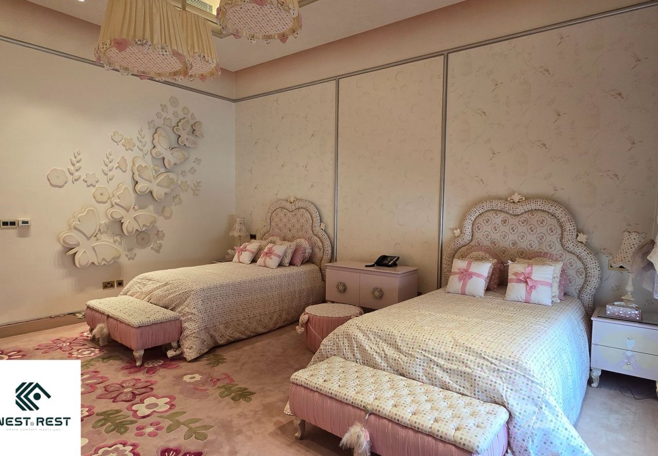 Villa in Dubai - Palatial 7-Bedroom Ultra-Luxury Villa with Private Diwan, Dual Pools, Private Lounge Club & Elite Finishes Villa in Dubai - Palatial 7-Bedroom Ultra-Luxury Villa with Private Diwan, Dual Pools, Private Lounge Club & Elite Finishes