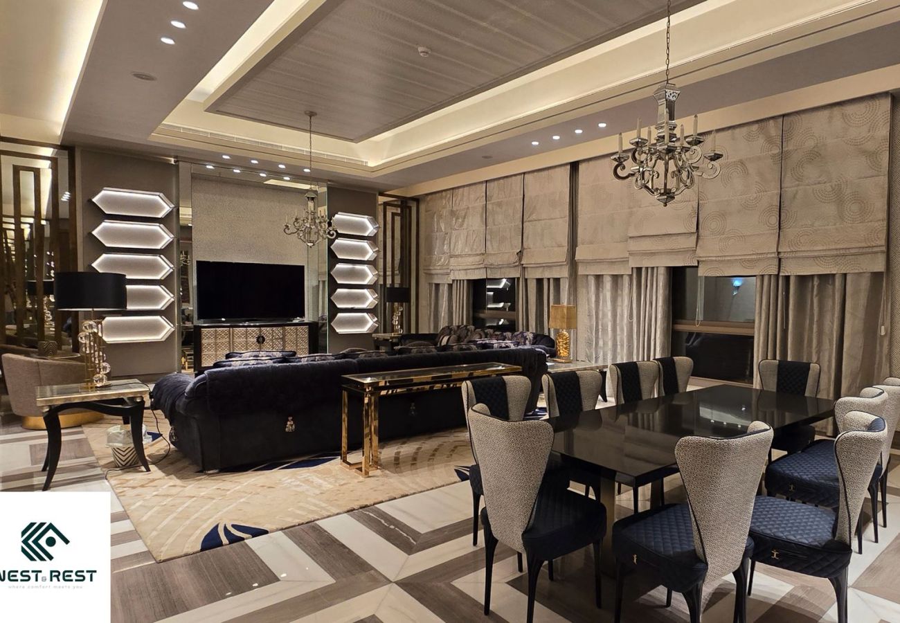 Villa in Dubai - Palatial 7-Bedroom Ultra-Luxury Villa with Private Diwan, Dual Pools, Private Lounge Club & Elite Finishes Villa in Dubai - Palatial 7-Bedroom Ultra-Luxury Villa with Private Diwan, Dual Pools, Private Lounge Club & Elite Finishes