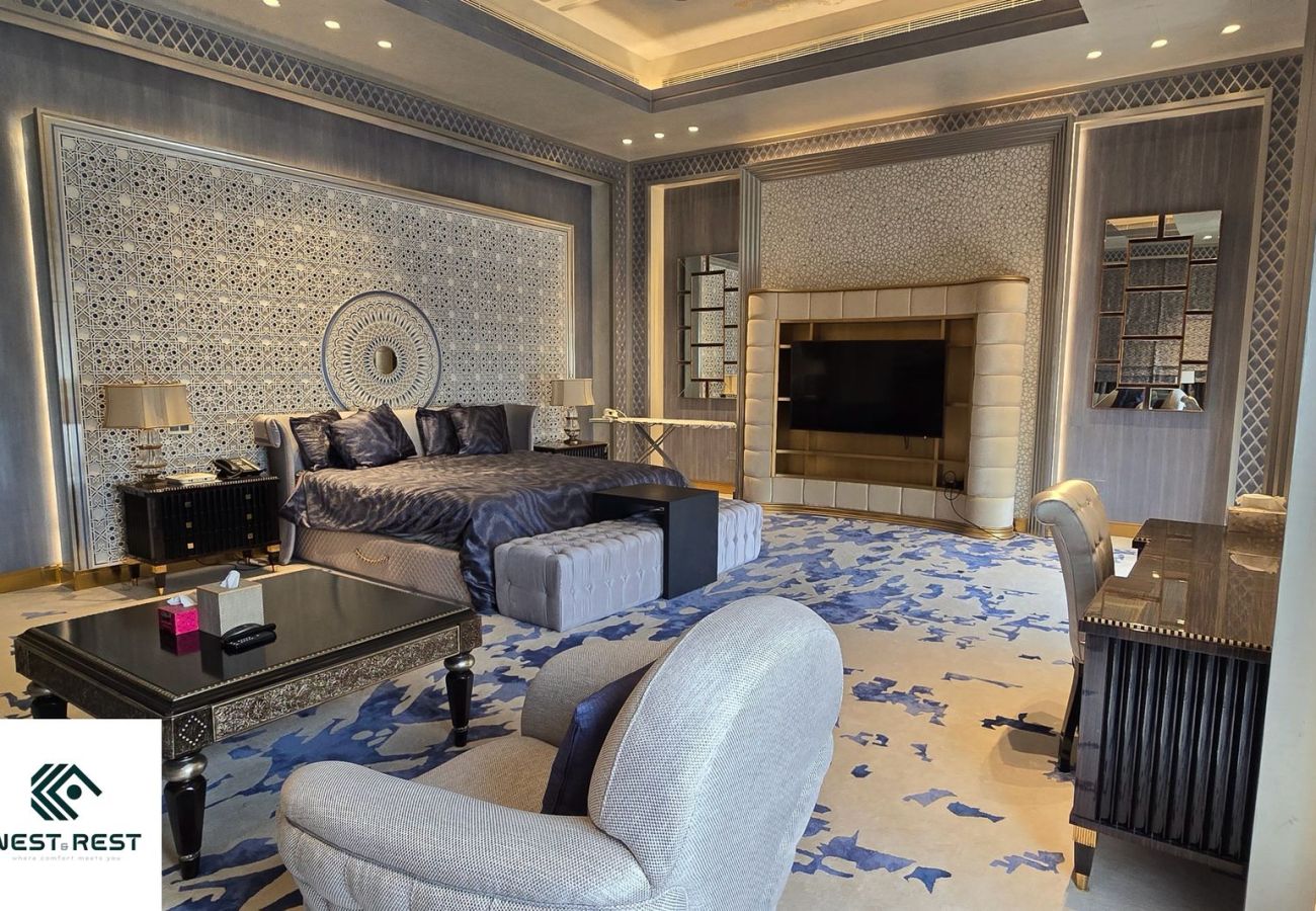 Villa in Dubai - Palatial 7-Bedroom Ultra-Luxury Villa with Private Diwan, Dual Pools, Private Lounge Club & Elite Finishes Villa in Dubai - Palatial 7-Bedroom Ultra-Luxury Villa with Private Diwan, Dual Pools, Private Lounge Club & Elite Finishes