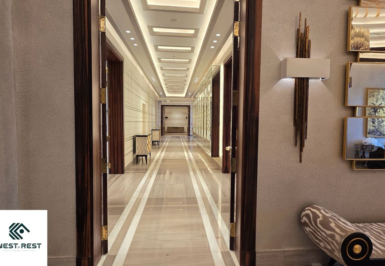 Villa in Dubai - Palatial 7-Bedroom Ultra-Luxury Villa with Private Diwan, Dual Pools, Private Lounge Club & Elite Finishes Villa in Dubai - Palatial 7-Bedroom Ultra-Luxury Villa with Private Diwan, Dual Pools, Private Lounge Club & Elite Finishes
