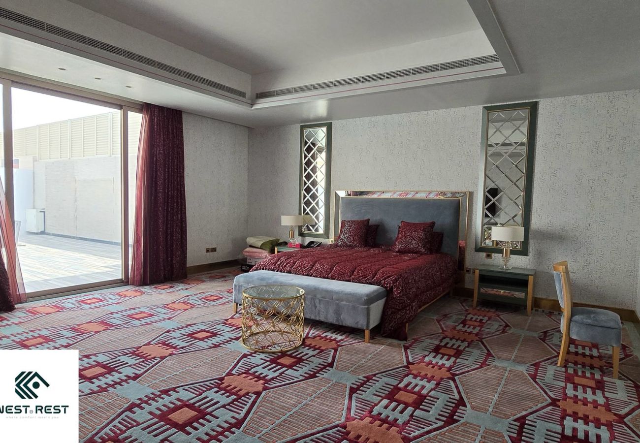 Villa in Dubai - Palatial 7-Bedroom Ultra-Luxury Villa with Private Diwan, Dual Pools, Private Lounge Club & Elite Finishes Villa in Dubai - Palatial 7-Bedroom Ultra-Luxury Villa with Private Diwan, Dual Pools, Private Lounge Club & Elite Finishes
