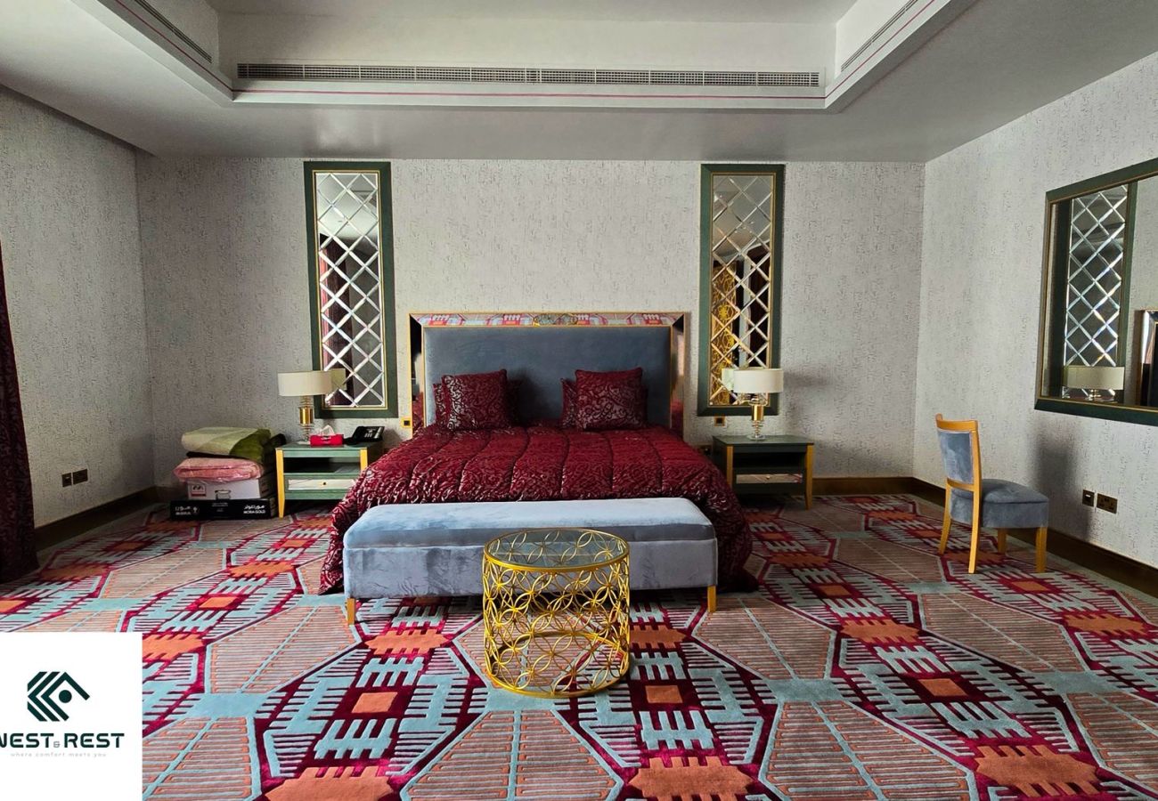 Villa in Dubai - Palatial 7-Bedroom Ultra-Luxury Villa with Private Diwan, Dual Pools, Private Lounge Club & Elite Finishes Villa in Dubai - Palatial 7-Bedroom Ultra-Luxury Villa with Private Diwan, Dual Pools, Private Lounge Club & Elite Finishes