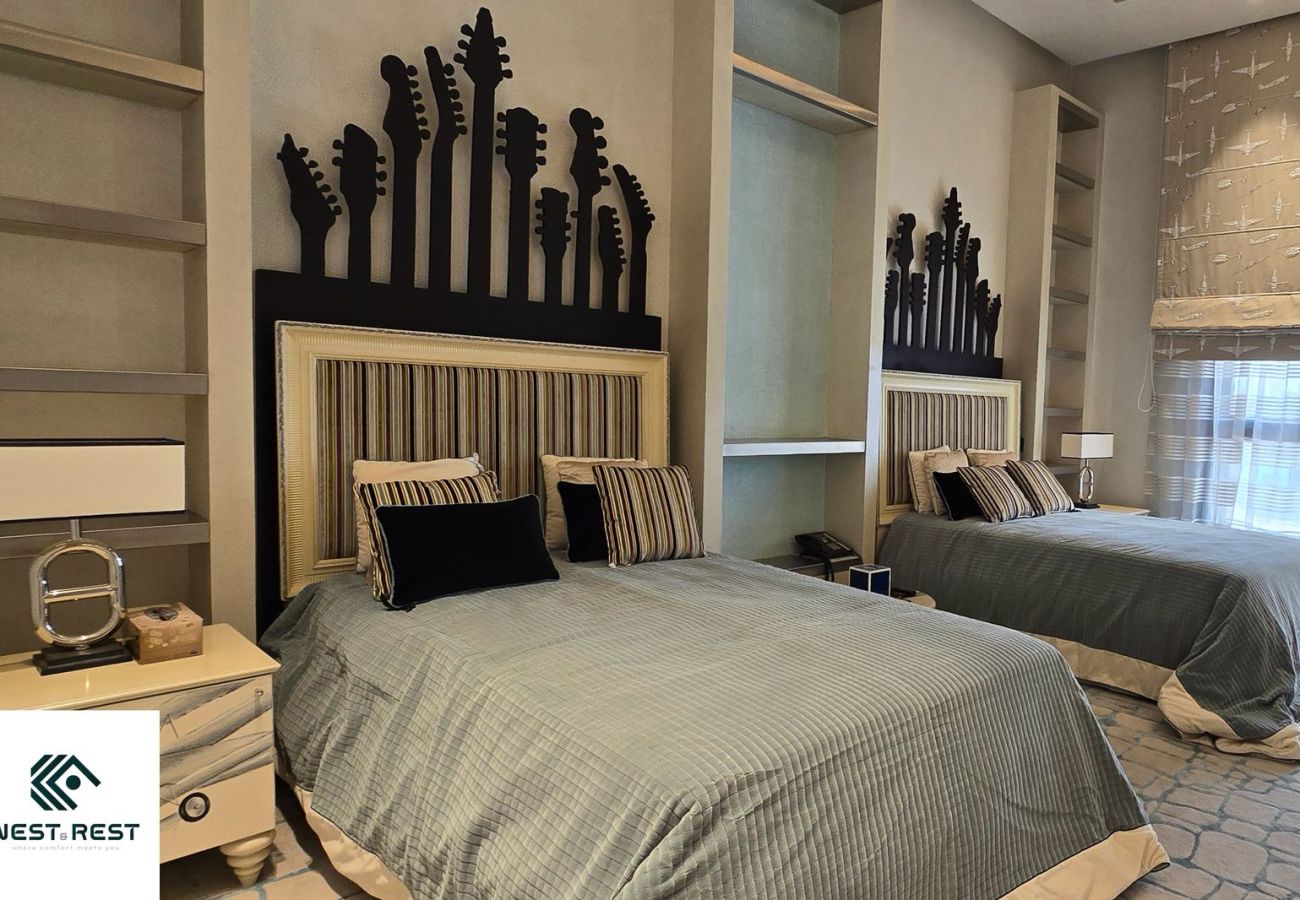 Villa in Dubai - Palatial 7-Bedroom Ultra-Luxury Villa with Private Diwan, Dual Pools, Private Lounge Club & Elite Finishes Villa in Dubai - Palatial 7-Bedroom Ultra-Luxury Villa with Private Diwan, Dual Pools, Private Lounge Club & Elite Finishes